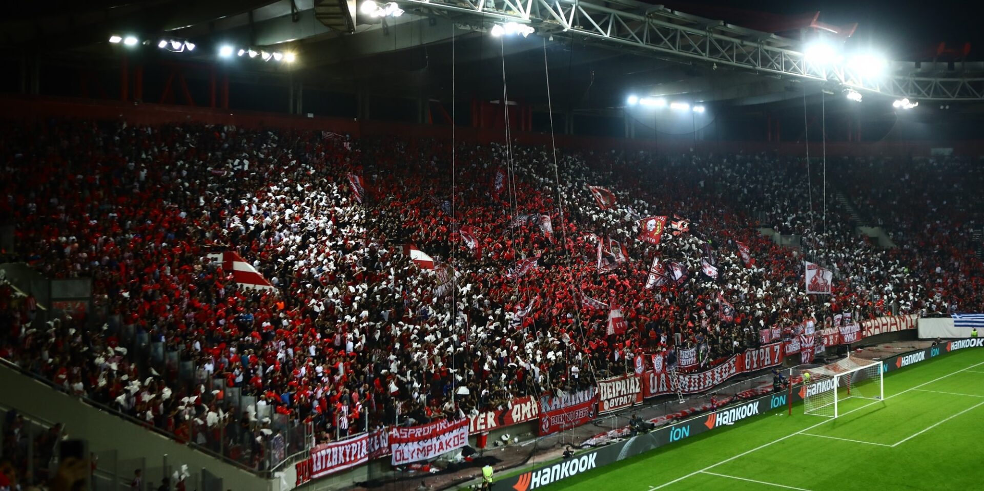 Με κόσμο το Ολυμπιακός-ΠΑΟΚ για την Super League