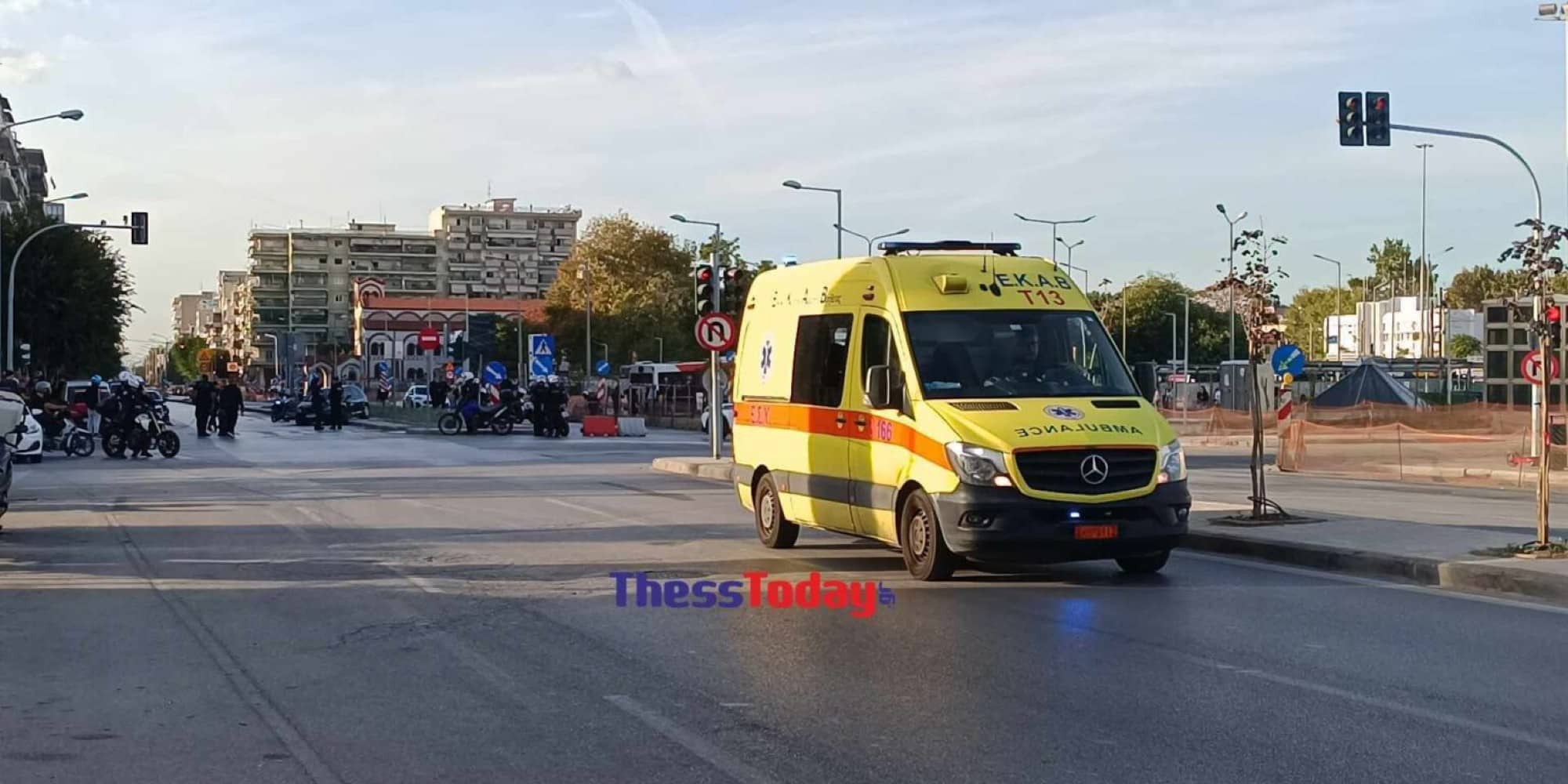 Εικόνα από το τροχαίο δυστύχημα στη Θεσσαλονίκη
