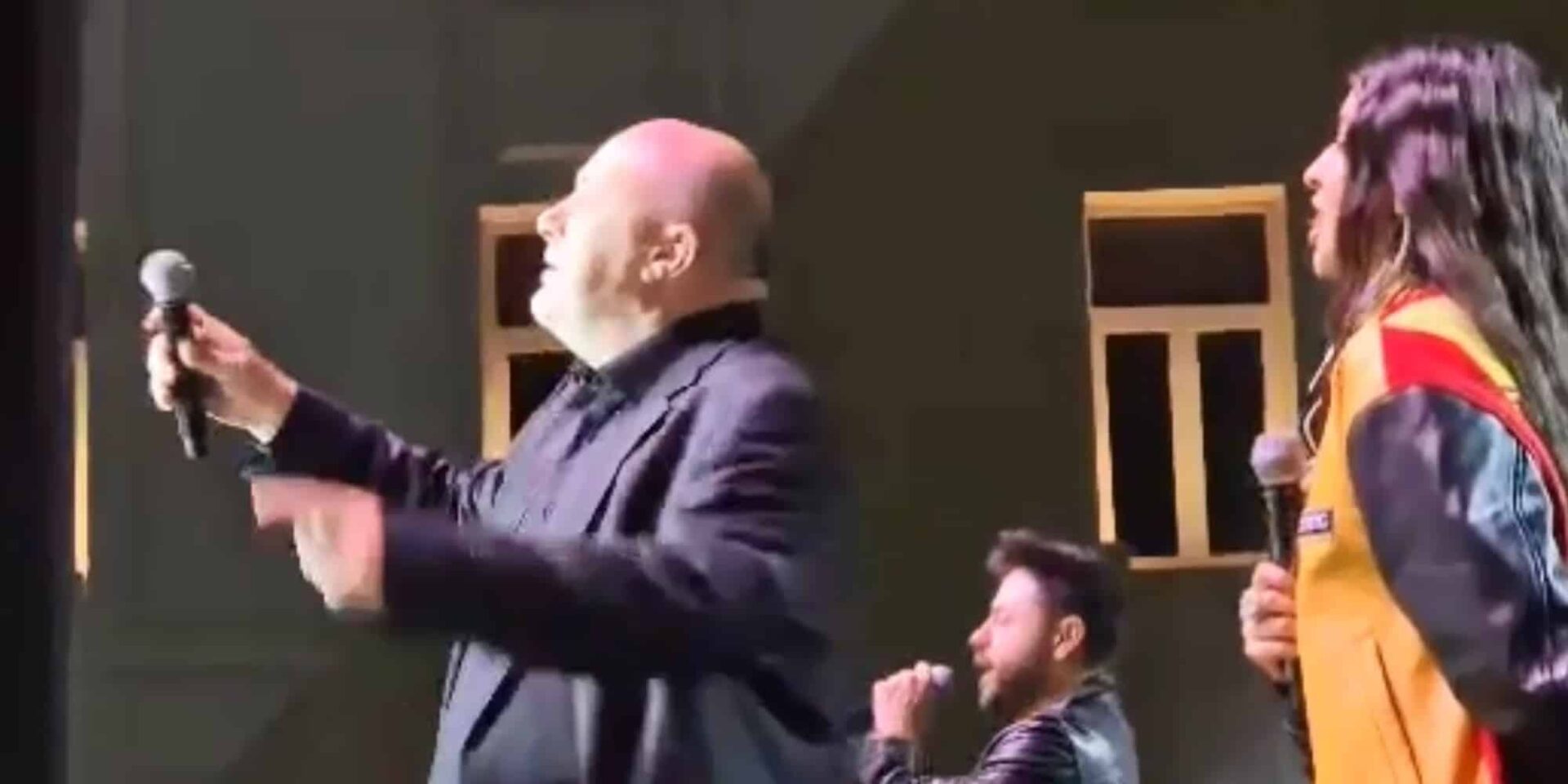 Ο Μπέος αποχαιρέτησε τον Βασίλη Καρρά