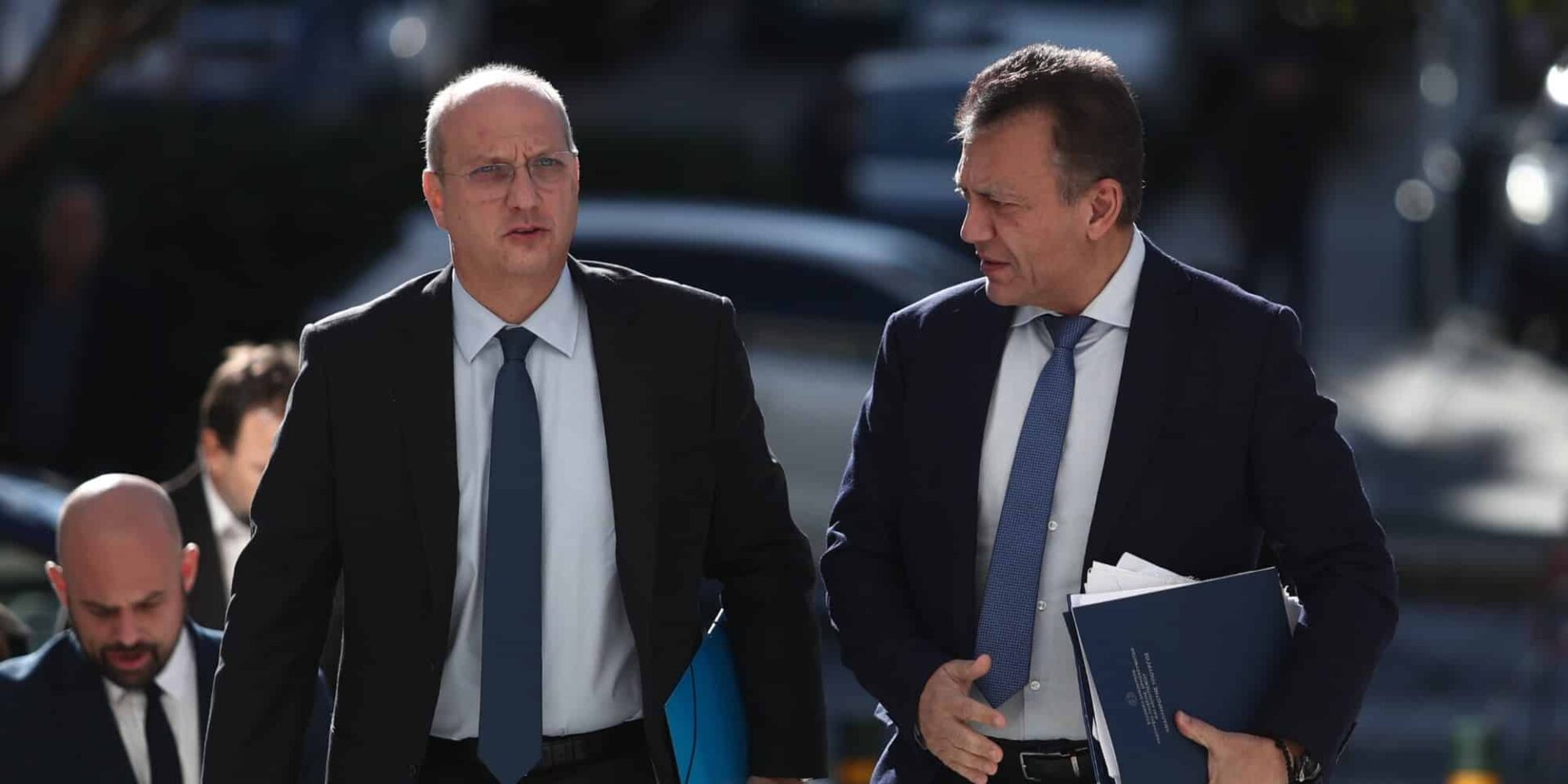 Γιάννης Οικονόμου και Γιάννης Βρούτσης