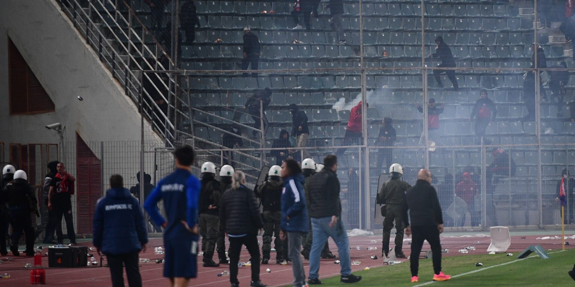 Αστυνομία στα επεισόδια στο Πανθεσσαλικό