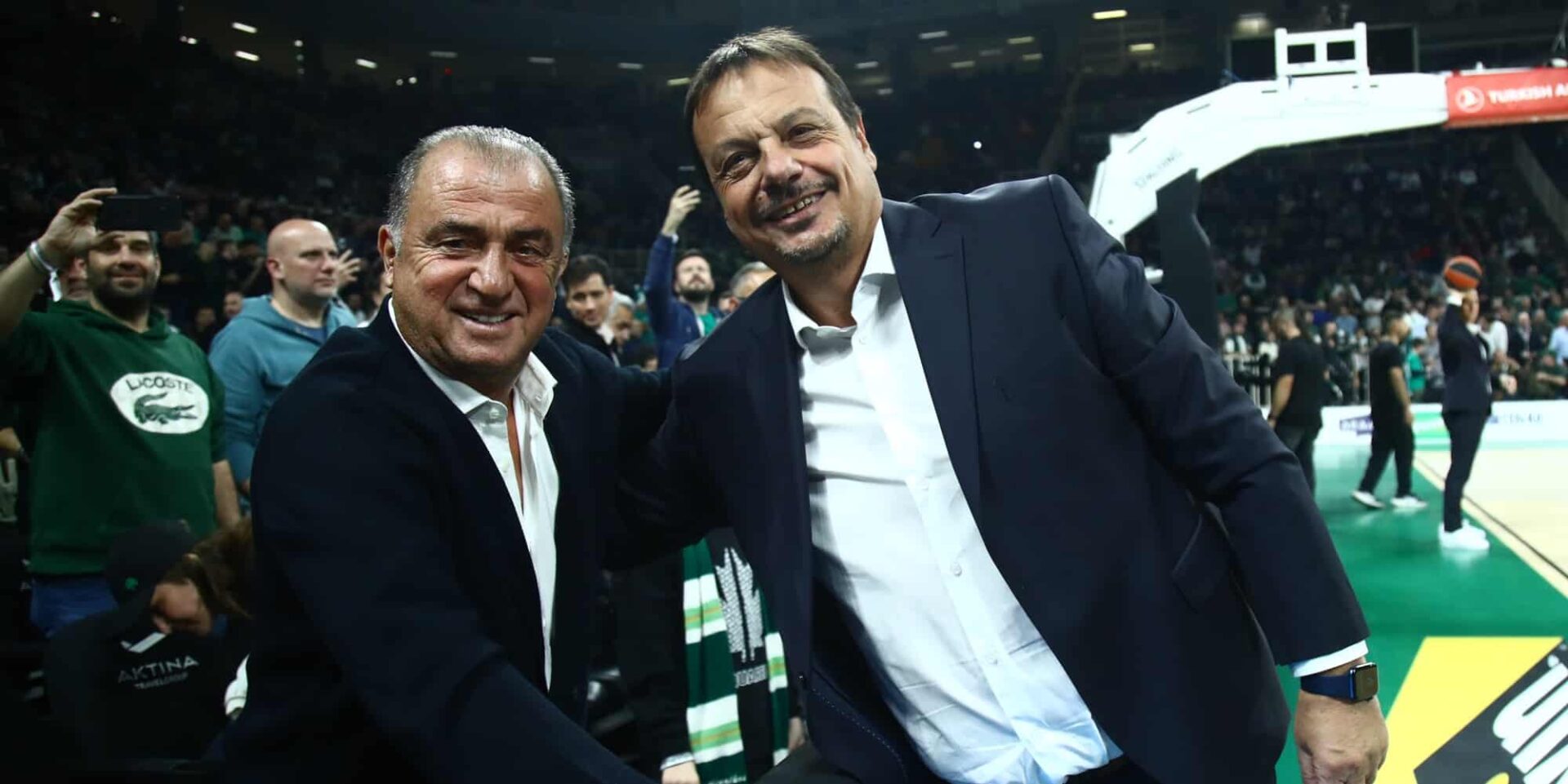 Ο Φατίχ Τερίμ με τον Εργκίν Αταμάν στο ΟΑΚΑ