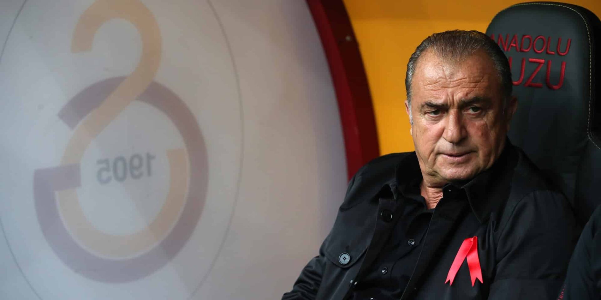 Ο Φατίχ Τερίμ στον πάγκο της Γαλατασαράι