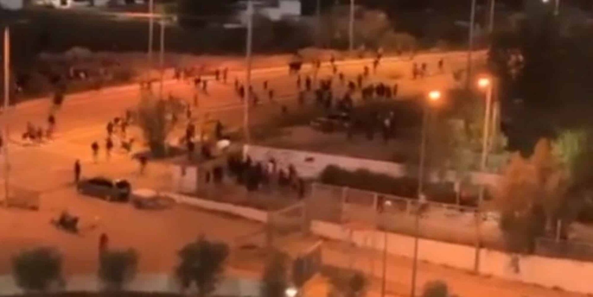 Επεισόδια έξω από το Πανθεσσαλικό μετά το Βόλος-Ολυμπιακός