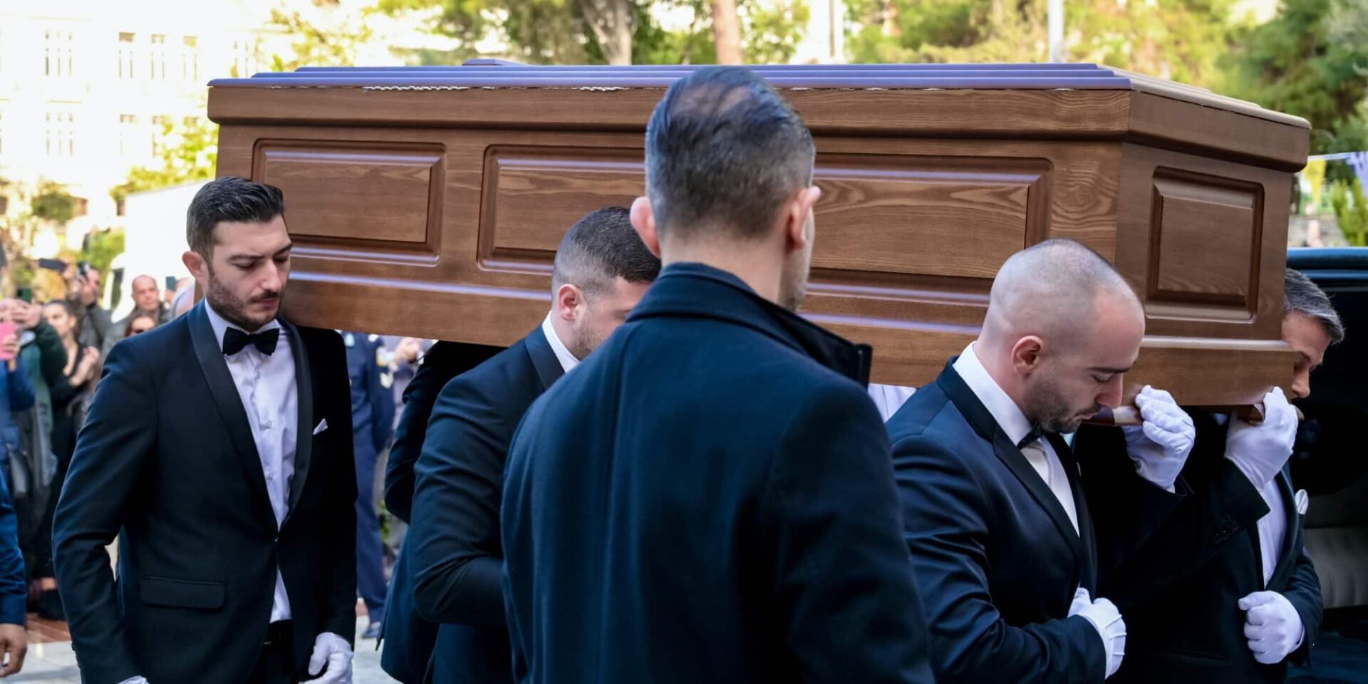 Συγκίνηση για τον Βασίλη Καρρά