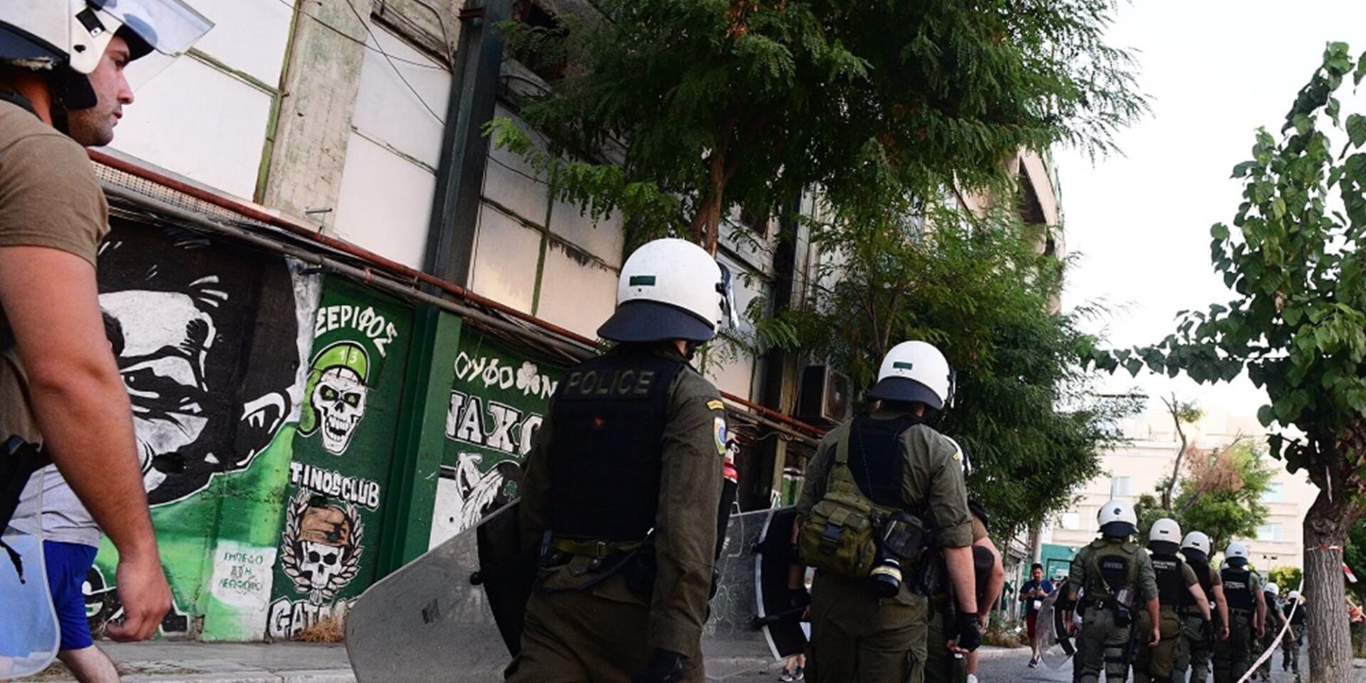 ΜΑΤ στη Λεωφόρο - Αποζημίωση