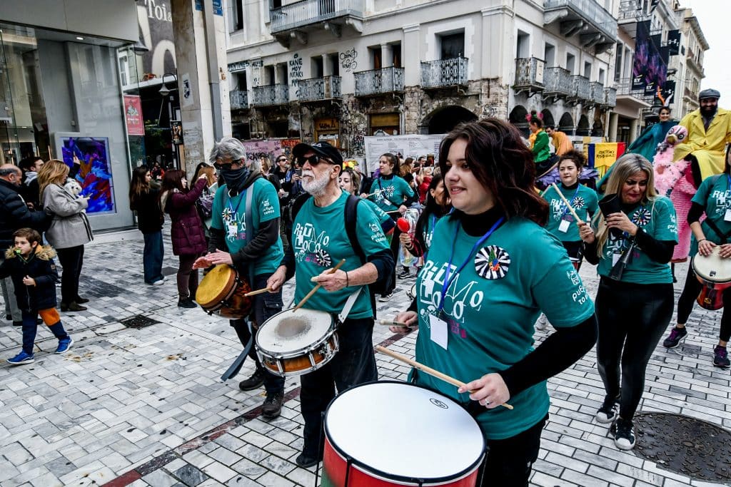 Ξεκίνησε το Πατρινό Καρναβάλι: «Be unplugged» το φετινό θέμα - Στις 17 Μαρτίου η παρέλαση (εικόνες)