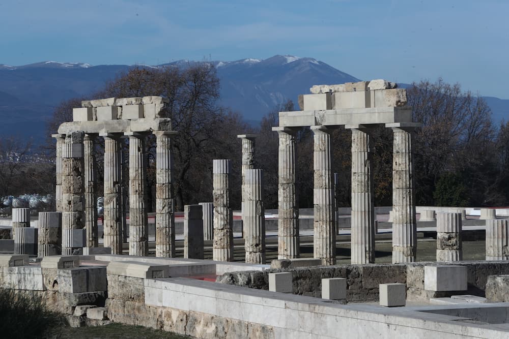 Μητσοτάκης στα εγκαίνια του ανακτόρου του Φιλίππου Β’ στις Αιγές: «Αποδεικνύει την διαχρονική ελληνικότητα της Μακεδονίας» (εικόνες)