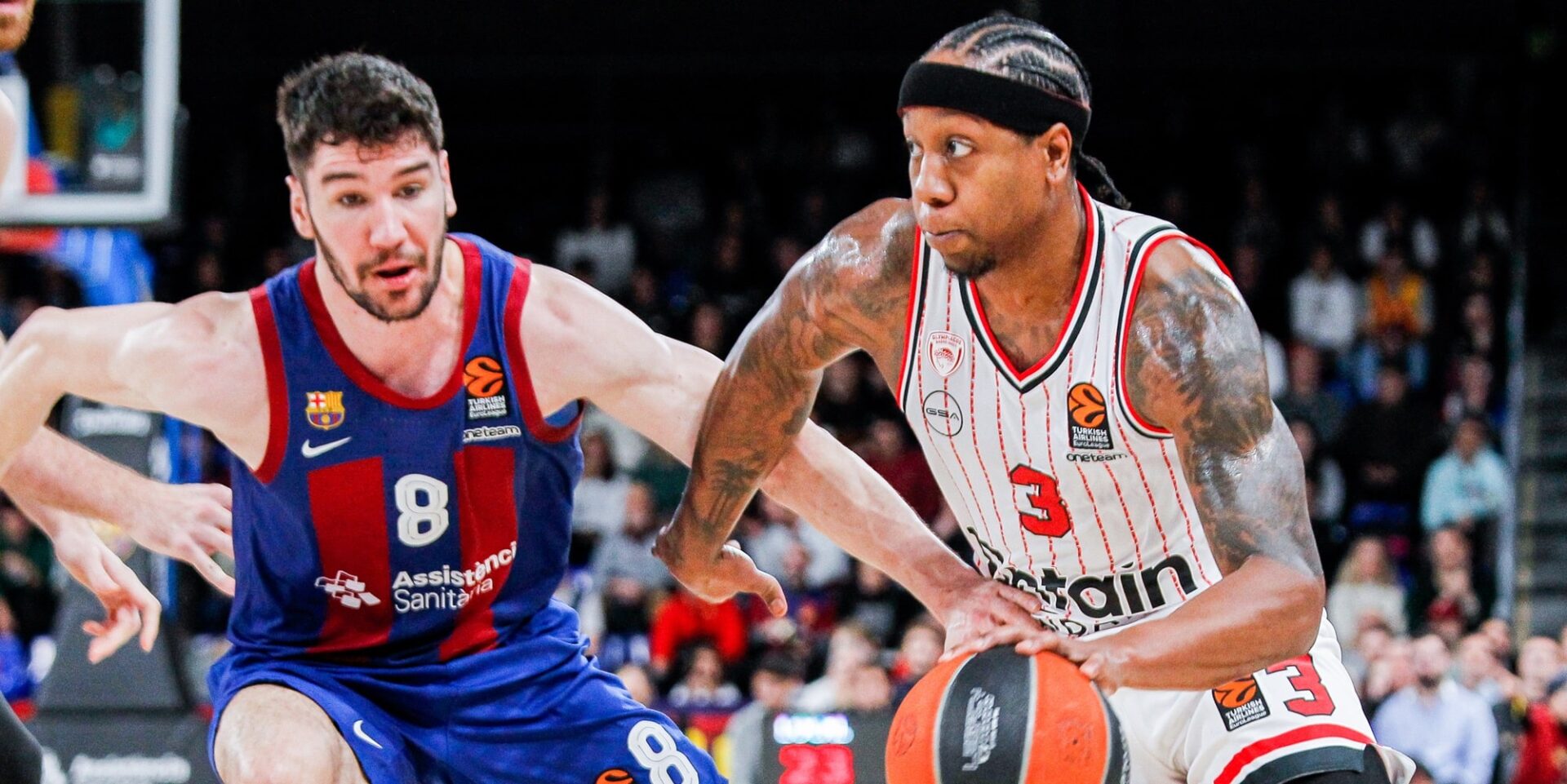 Φάση από το Μπαρτσελόνα-Ολυμπιακός για την Euroleague