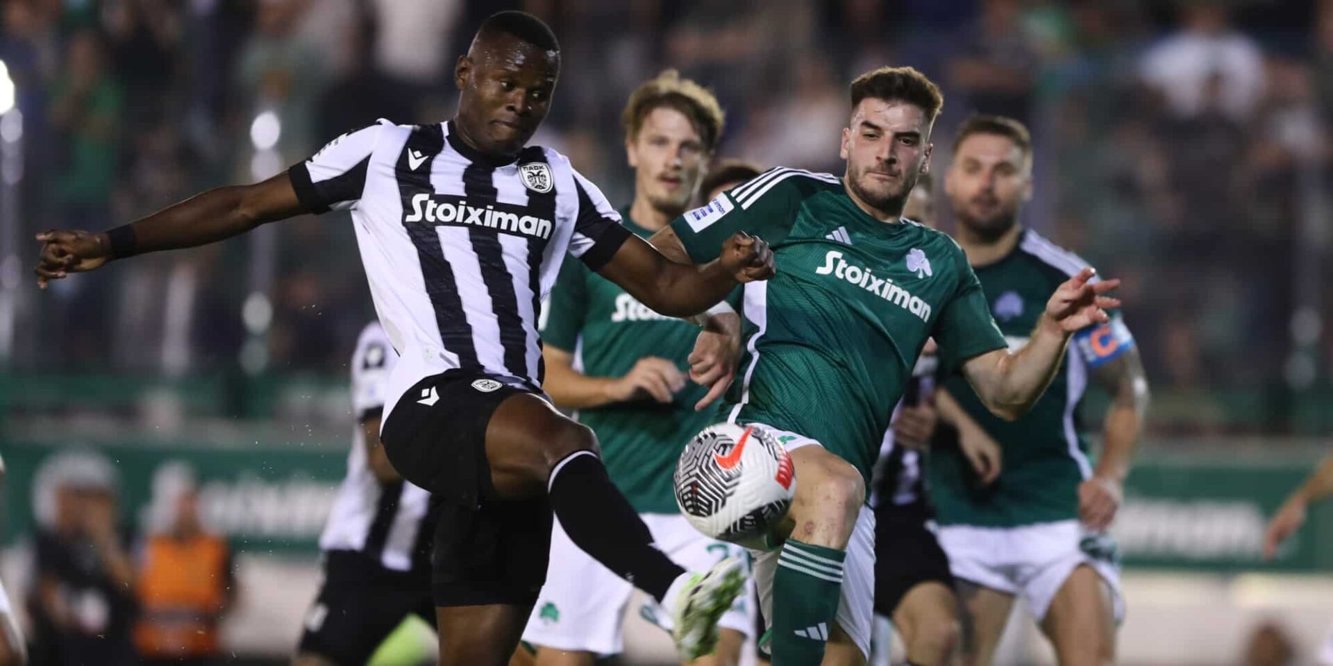 Στιγμιότυπο από το Παναθηναϊκός-ΠΑΟΚ