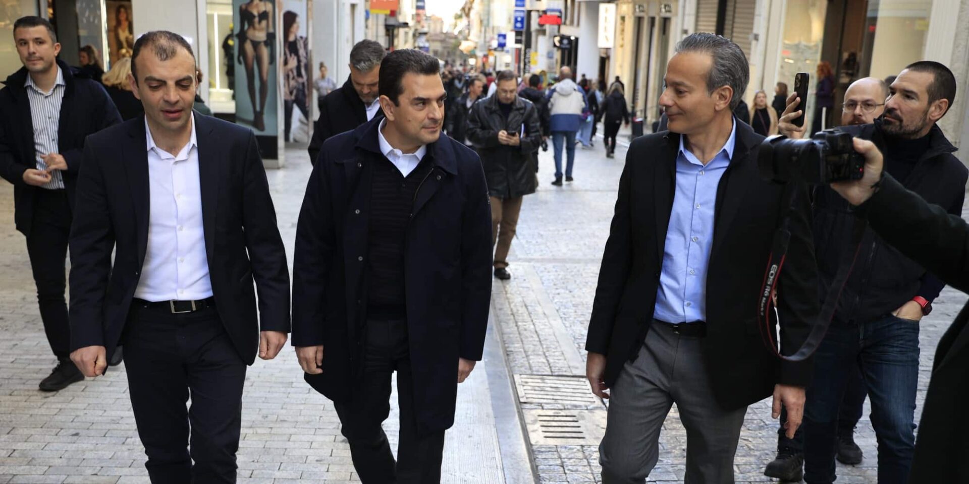 Στην Ερμού ο Κώστας Σκρέκας