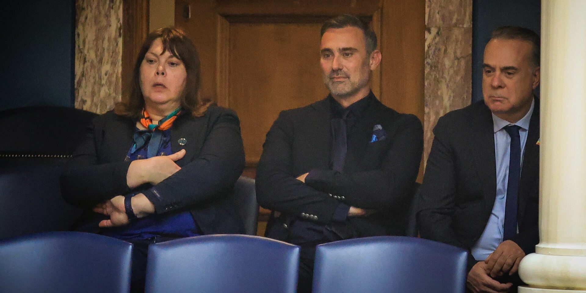Γιώργος Καπουτζίδης και Φώτης Σεργουλόπουλος στη Βουλή