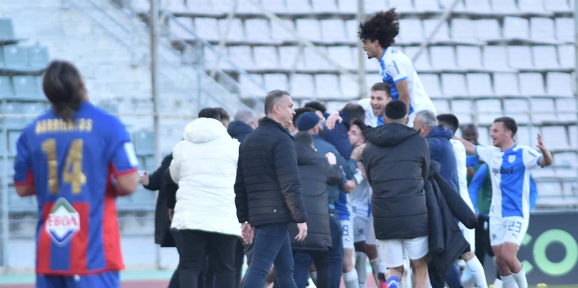 Οι παίκτες του ΠΑΣ Γιάννινα πανηγυρίζουν