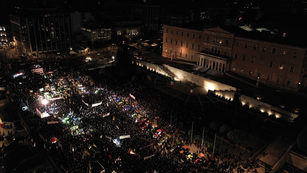 6123745 - Οι αγρότες στην Αθήνα: Εικόνες από το μεγαλειώδες συλλαλητήριο με τα τρακτέρ στο Σύνταγμα!