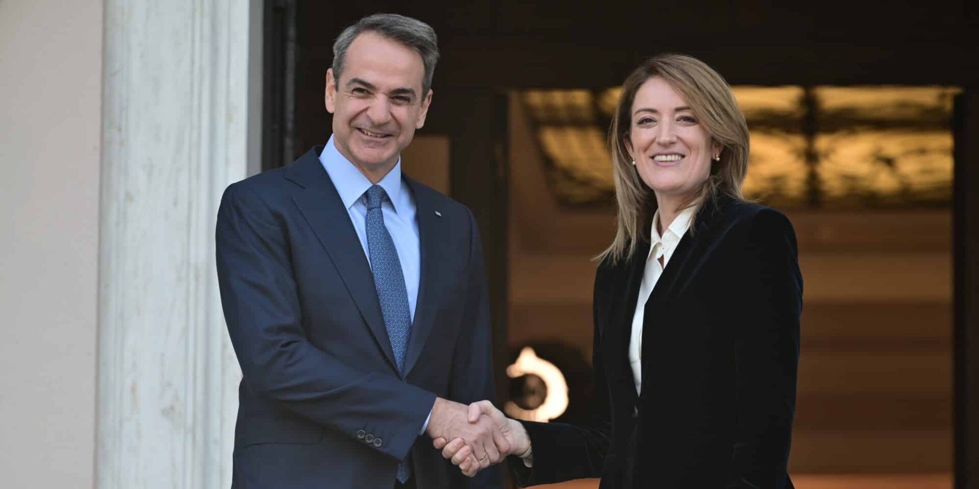 Κυριάκος Μητσοτάκης και Ρομπέρτα Μετσόλα