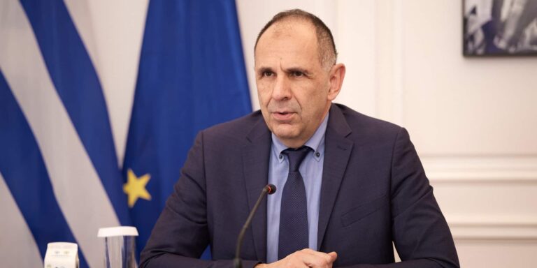 Γεραπετρίτης: Διέψευσε κατηγορηματικά ότι συζήτησαν με τον Φιντάν θέματα εθνικής κυριαρχίας της Ελλάδας