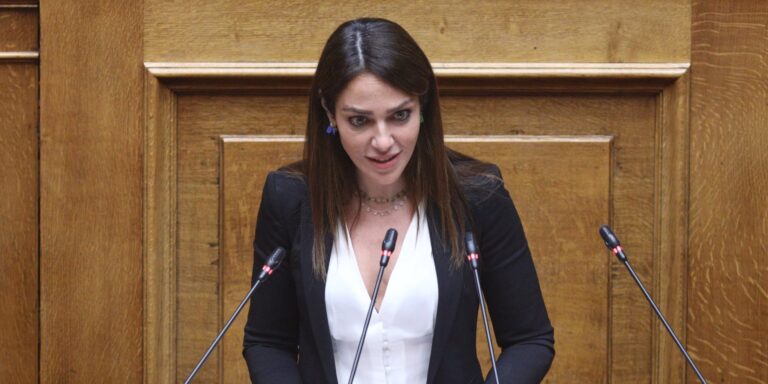 Μιχαηλίδου: «Στεκόμαστε στο πλευρό της κοινωνίας με πράξεις»