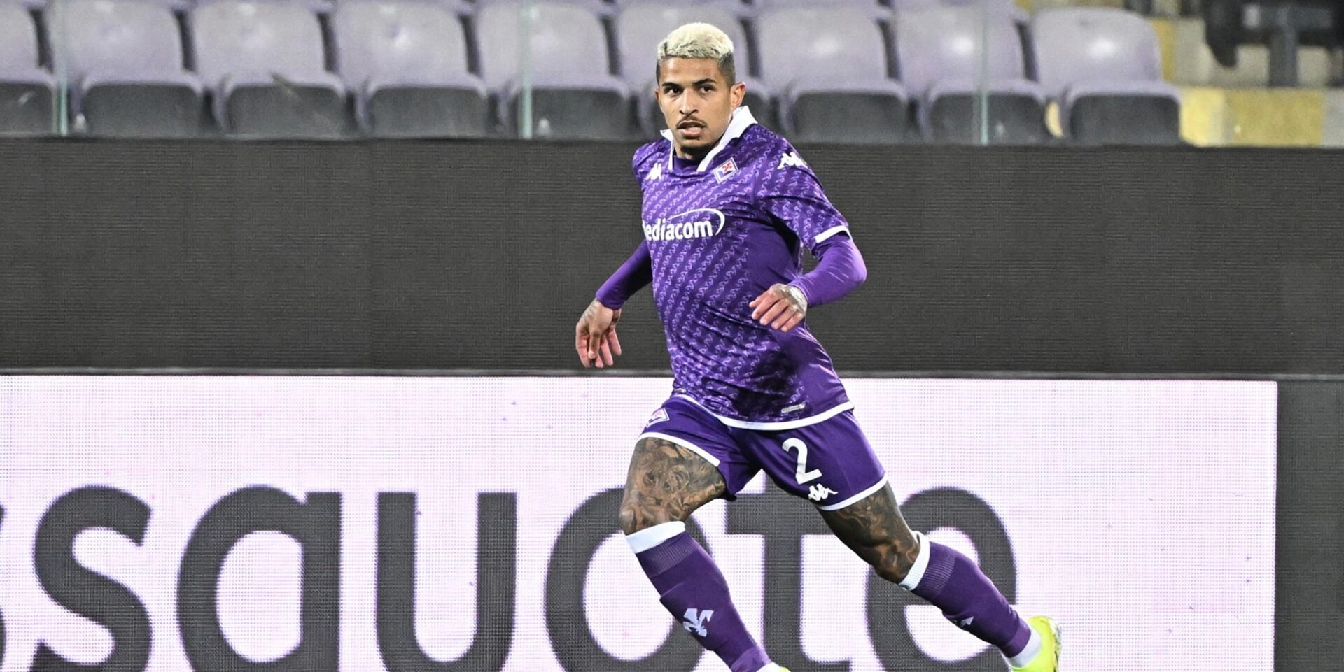 Η Φιορεντίνα στα προημιτελικά του Conference League