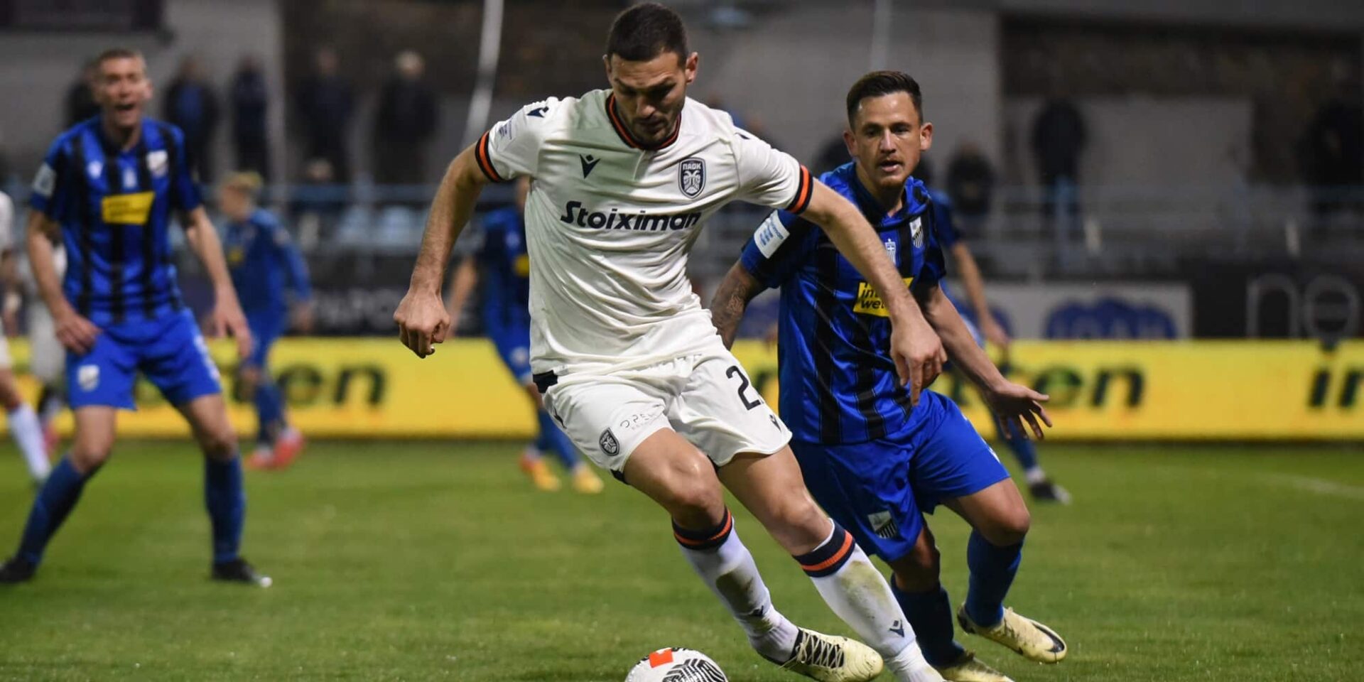 Φάση από το Λαμία-ΠΑΟΚ για τη Super League