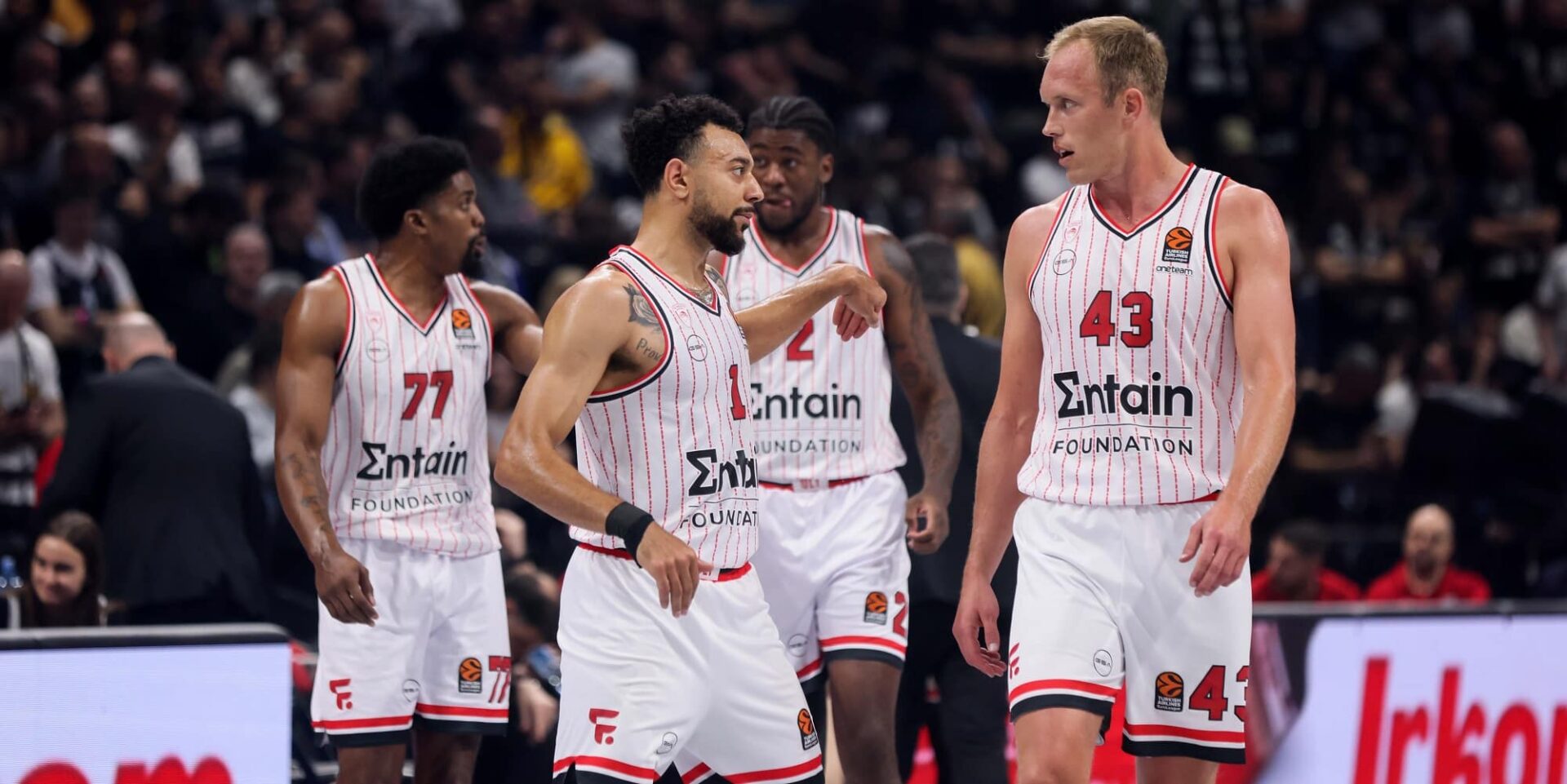 Φάση από το Παρτιζάν-Ολυμπιακός για τη Euroleague