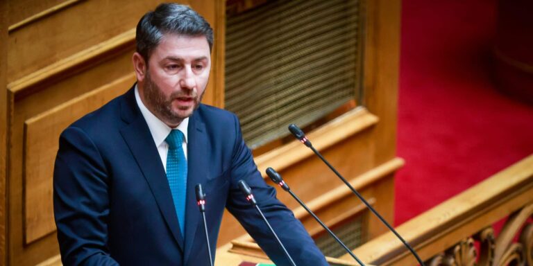 Ανδρουλάκης: «Η κυβέρνηση καταδίκασε τη χώρα στη φθορά»