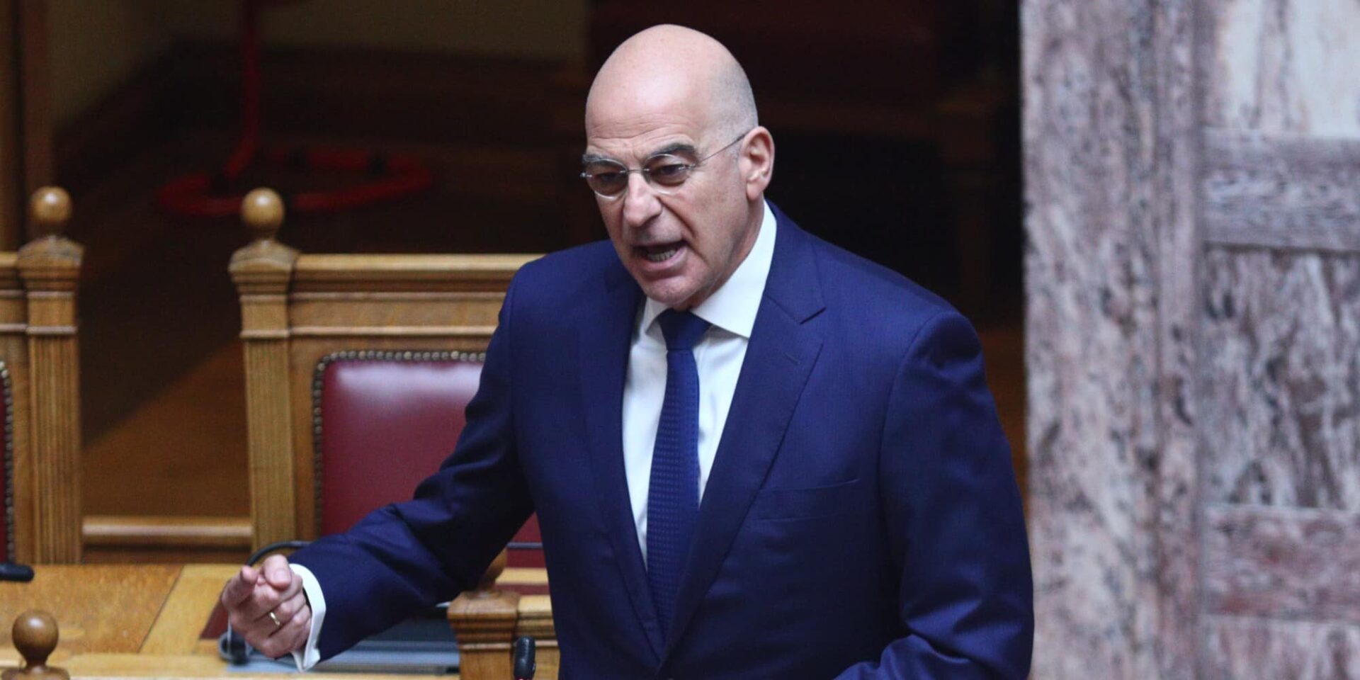 Ο Νίκος Δένδιας στη Βουλή