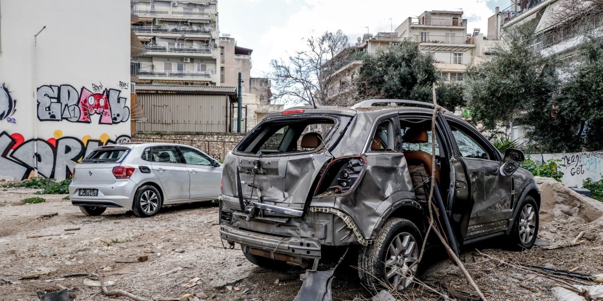 Το σημείο της έκρηξης στον Πειραιά