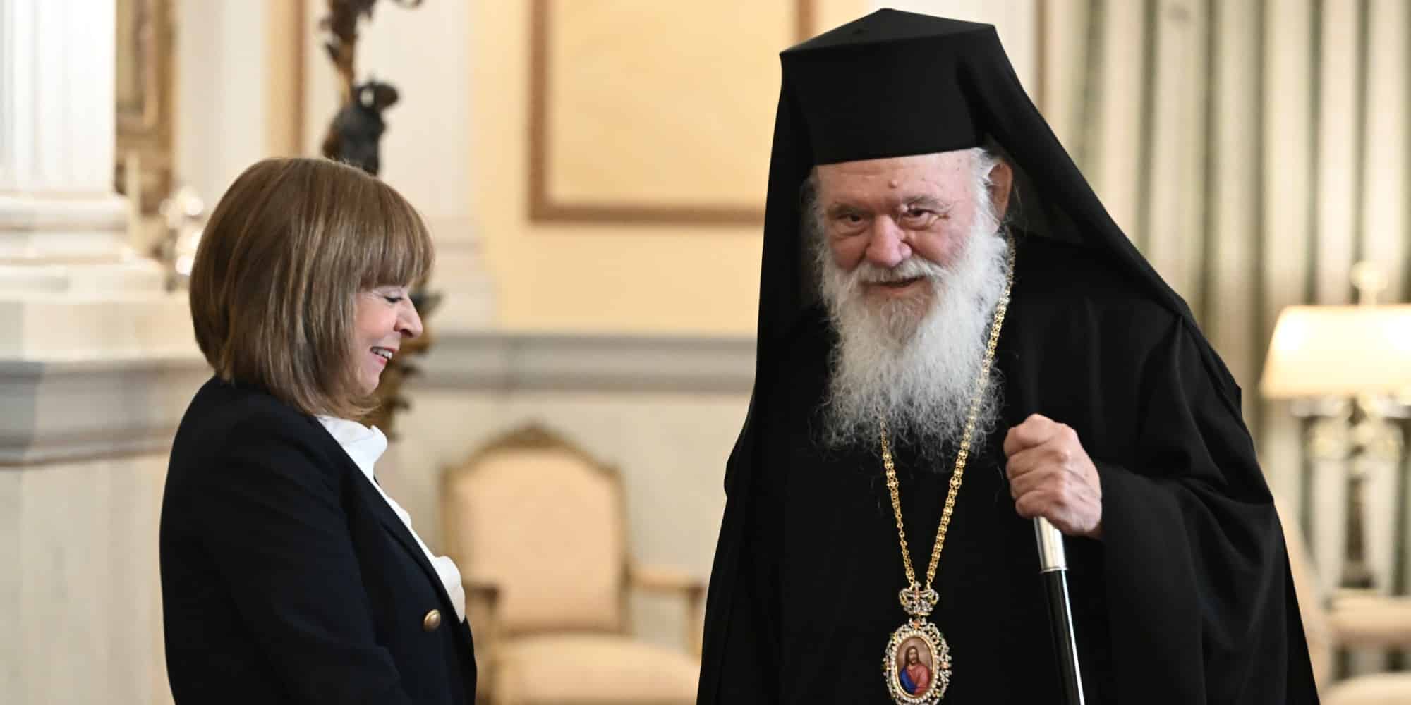 Η Σακελλαροπούλου με τον Αρχιεπίσκοπο Ιερώνυμο