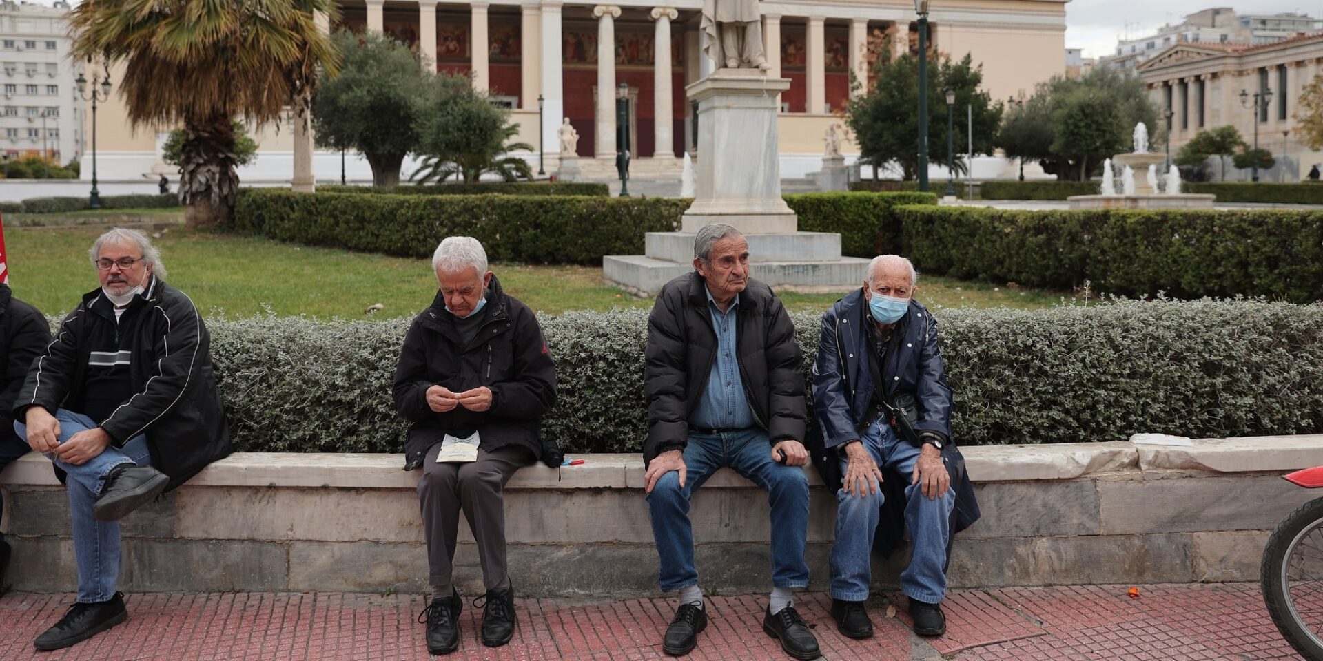 Συνταξιούχοι - Αναδρομικά - Συντάξεις