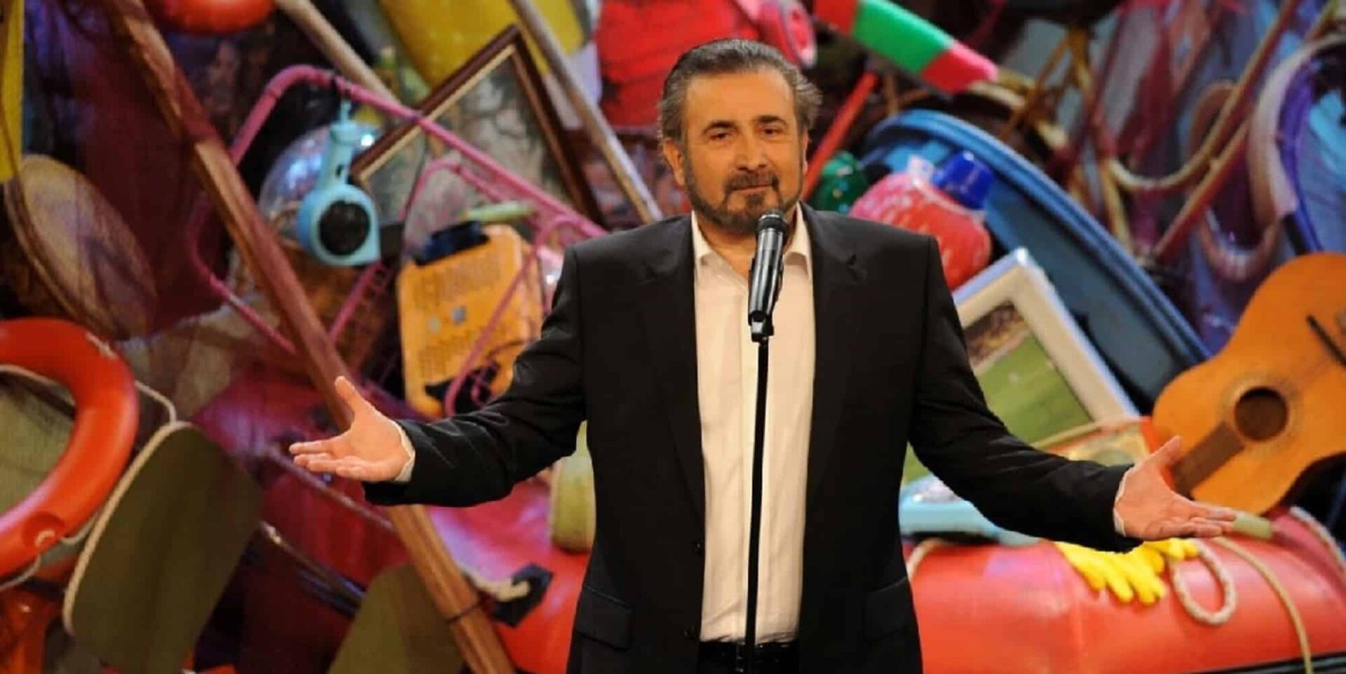 Ο Λάκης Λαζόπουλος στο Αλ Τσαντίρι Νιουζ