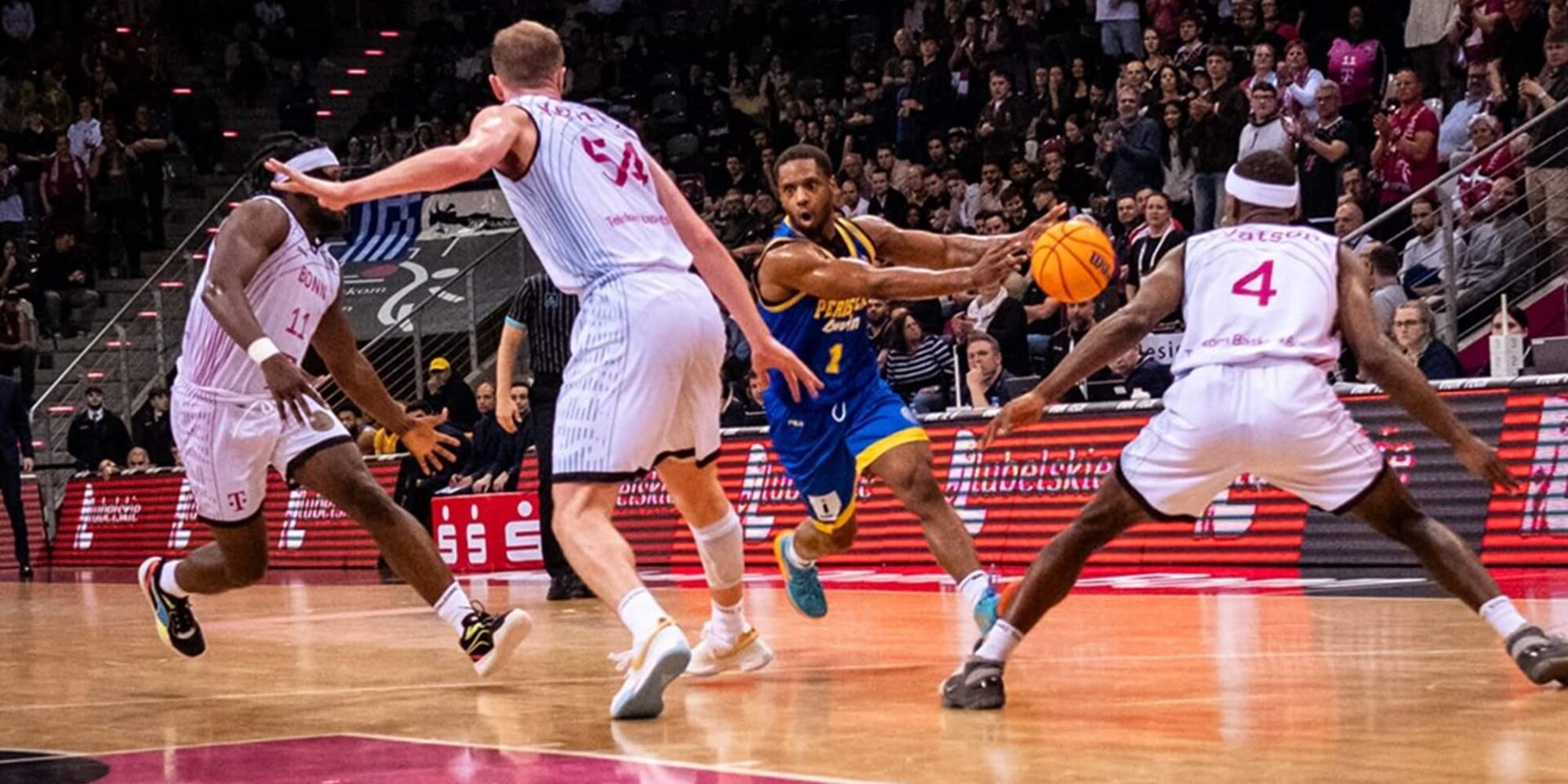 Το Περιστέρι κέρδισε τη Βόννη για το BCL