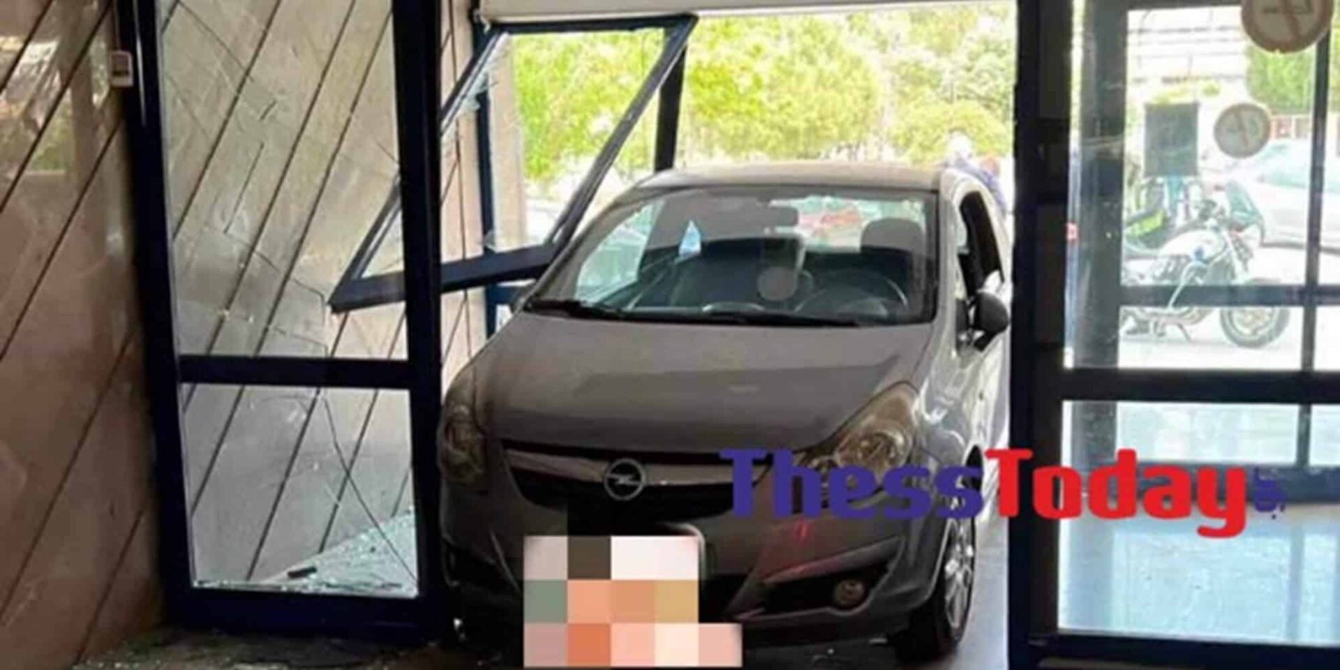 Απίστευτο τροχαίο στη Θεσσαλονίκη