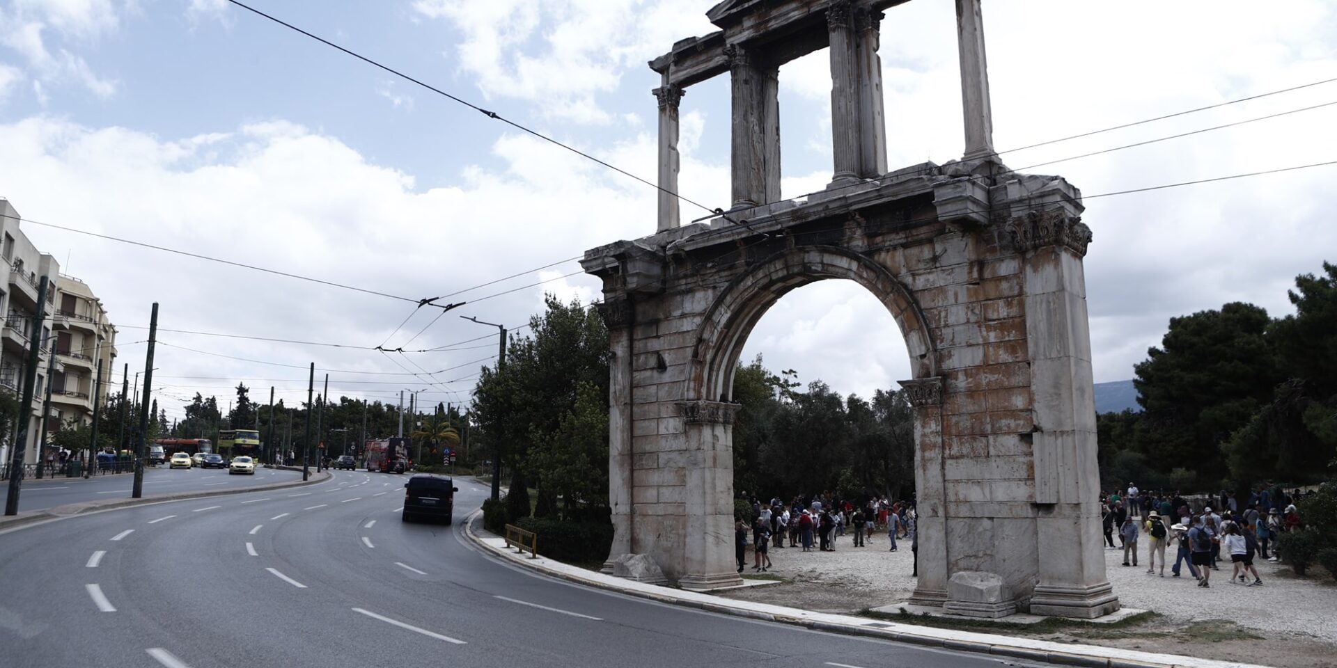 Ερήμωσε η Αθήνα