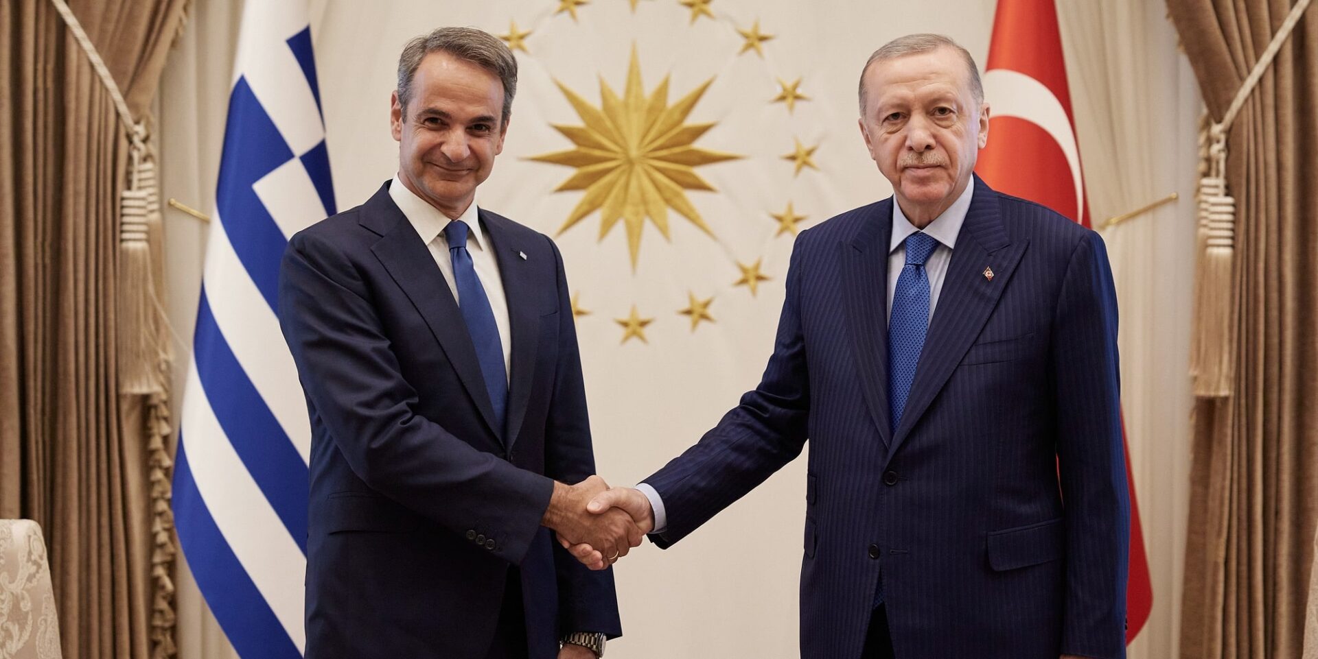 Ο Κυριάκος Μητσοτάκης με τον Ρετζέπ Ταγίπ Ερντογάν στην Άγκυρα