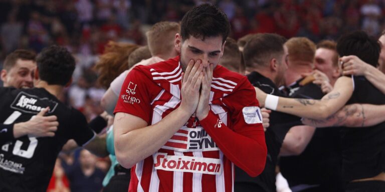 EHF European Cup: Λύγισε στα πέναλτι (35-32) ο Ολυμπιακός, η Βαλούρ κατέκτησε τον τίτλο!