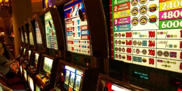 Ένας στους τρεις Έλληνες τζογάρει συστηματικά – 11 δισ. ευρώ σε στοιχήματα το πρώτο τρίμηνο του 2024