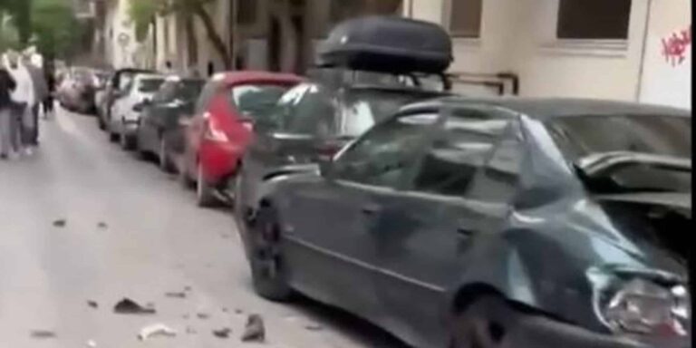 Κυψέλη: Βίντεο μετά την… τρελή πορεία του ΙΧ που έτρεχε με 100 χλμ./ώρα – «Σάρωσε» δεκάδες αυτοκίνητα