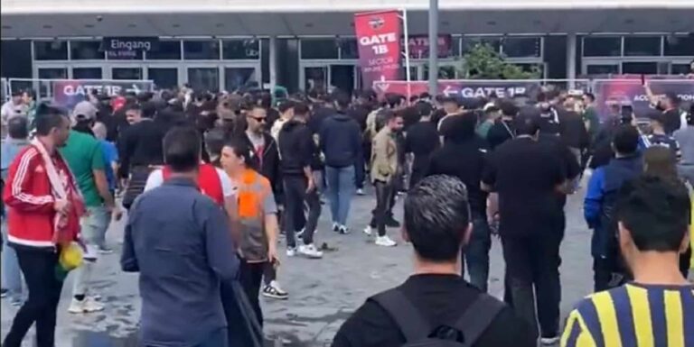 Σοβαρά επεισόδια τώρα στο Βερολίνο πριν το Παναθηναϊκός-Φενερμπαχτσέ! (βίντεο)