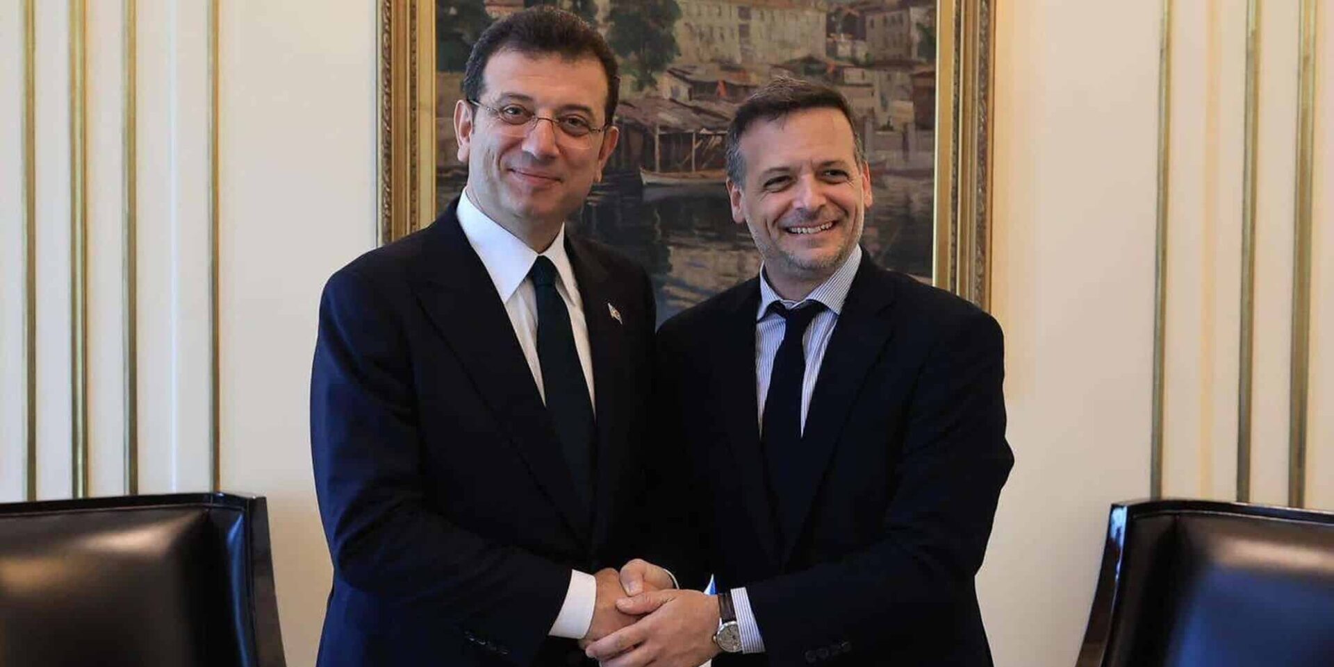 Ο Χάρης Δούκας με τον Εκρέμ Ιμάμογλου