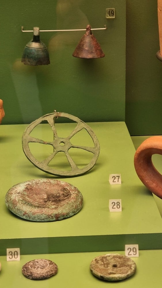 Εκθέματα στο Αρχαιολογικό Μουσείο Καρδίτσας