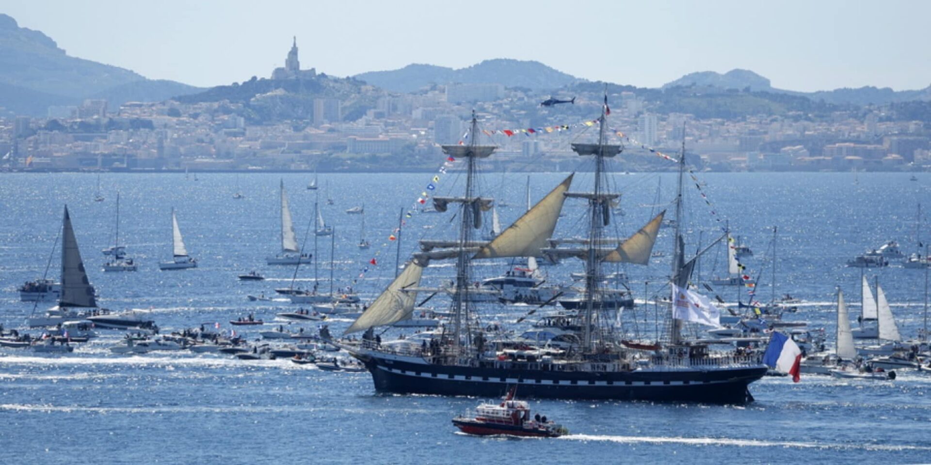 Το «Belem» με την Ολυμπιακή φλόγα