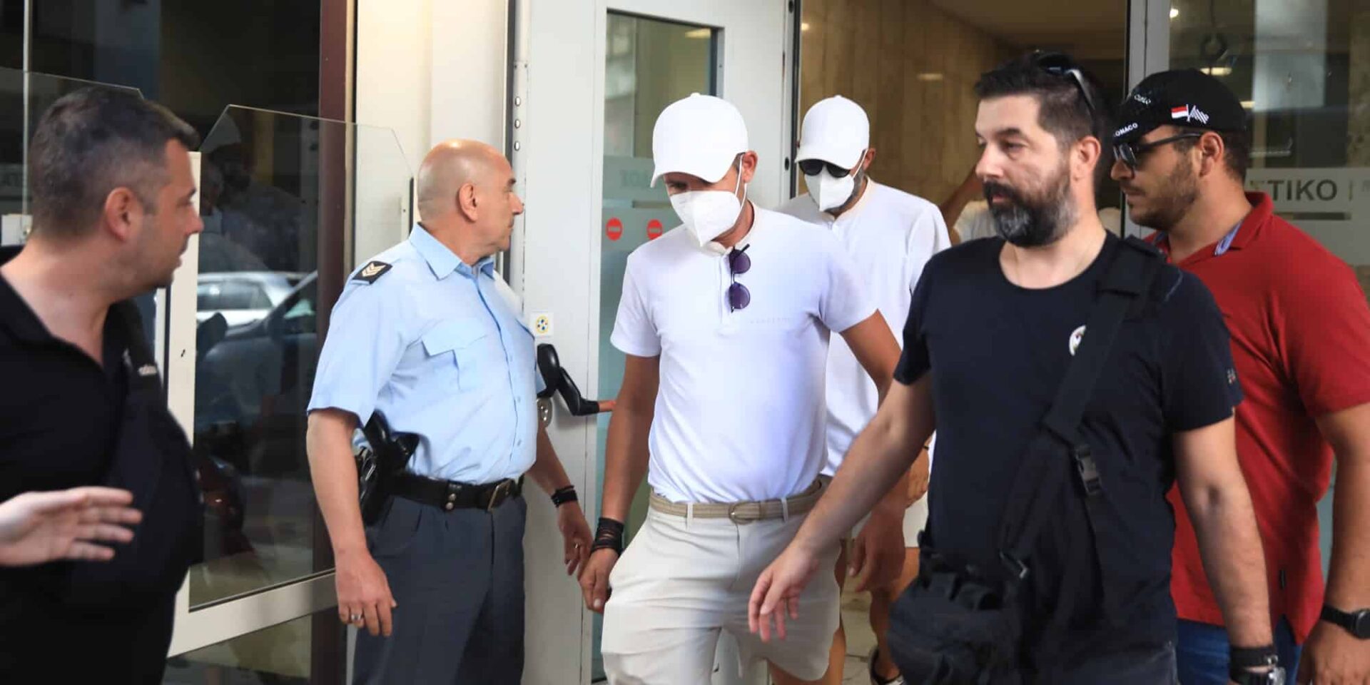 Οι κατηγορούμενοι για τη φωτιά στην Ύδρα