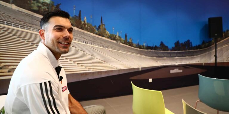 Σλούκας: «Να προσγειωθούμε για να πάρουμε και το πρωτάθλημα»