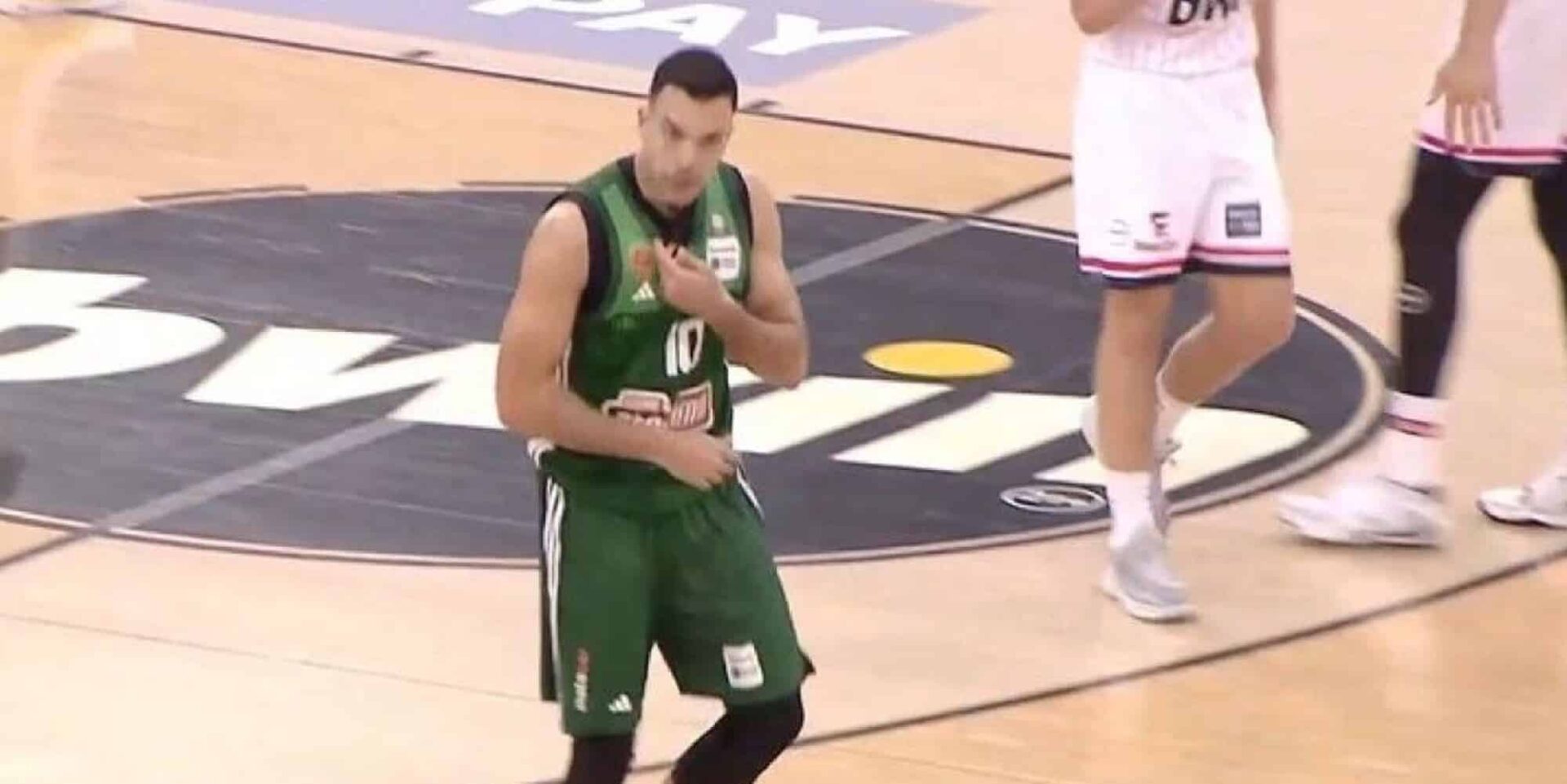 Ο Κώστας Σλούκας