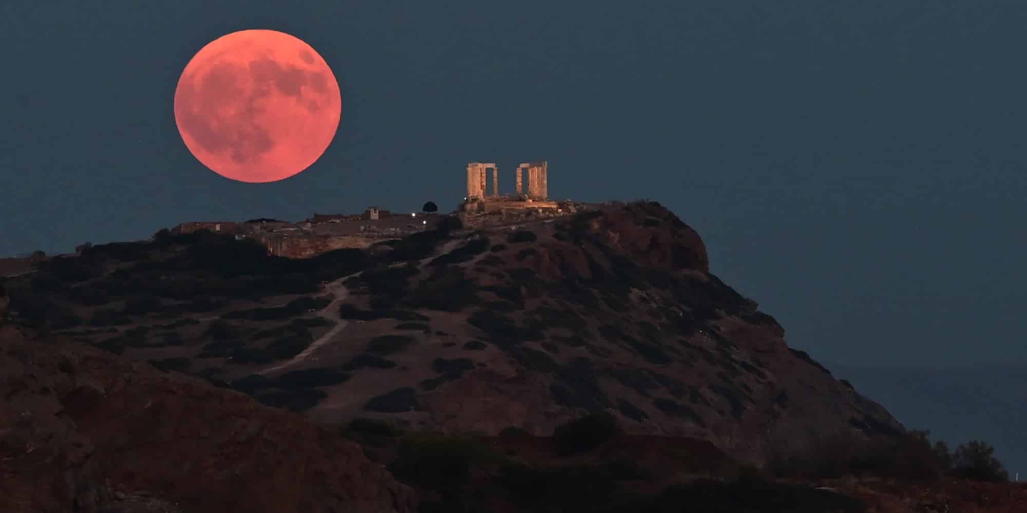 Το Φεγγάρι του Οξύρυγχου στο Σούνιο