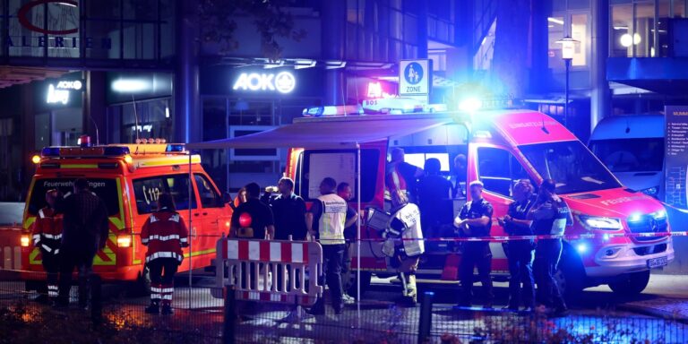 Μακελειό στη Γερμανία: Τουλάχιστον 3 νεκροί και 9 τραυματίες από επίθεση με μαχαίρι σε φεστιβάλ! (βίντεο)