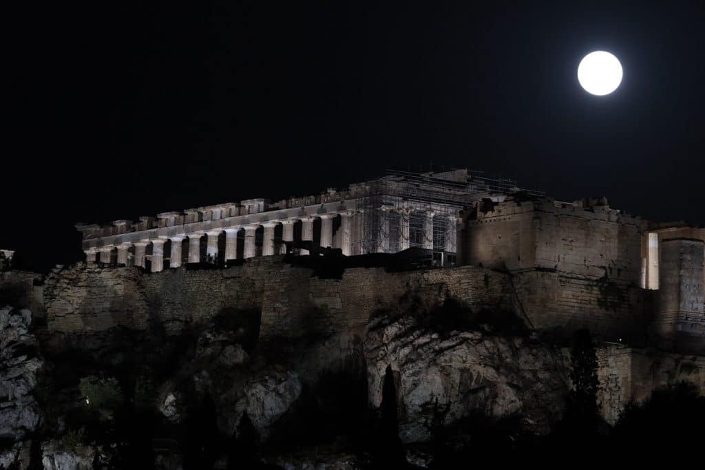 Το Φεγγάρι του Οξύρυγχου στην Ακρόπολη