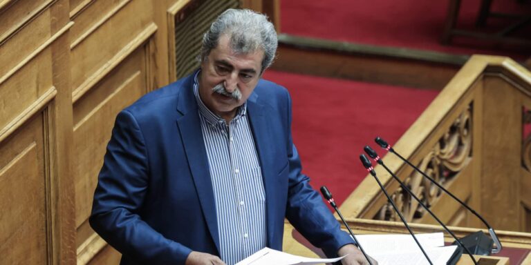 Πολάκης για Λινού: «Εισπράττει 1 εκατ. ευρώ κάθε χρόνο από το ‘21 – Να δούμε ποιο κόμμα θα σε μαζέψει» (εικόνες)