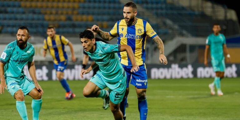 Super League: Μοιρασιά στην Τρίπολη (1-1) για Αστέρα και Λεβαδειακό