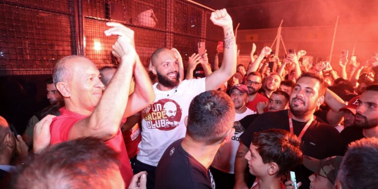 Ολυμπιακός: Σείστηκε το «Ελευθέριος Βενιζέλος» για τον Εβάν Φουρνιέ – Αποθεώθηκε από τους φίλους των «ερυθρόλευκων» (βίντεο)